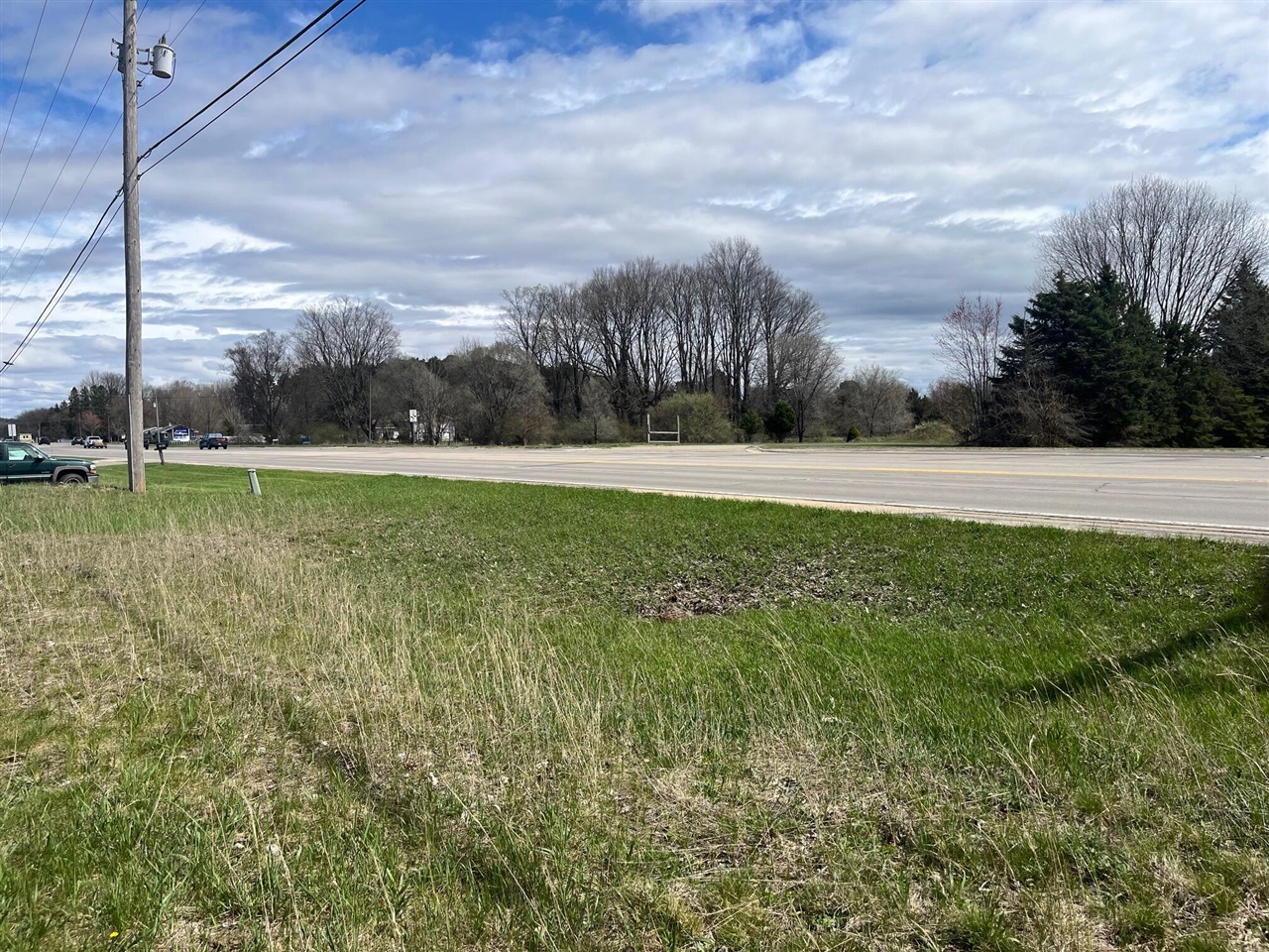 1892 W Us-10 Property Photo 3