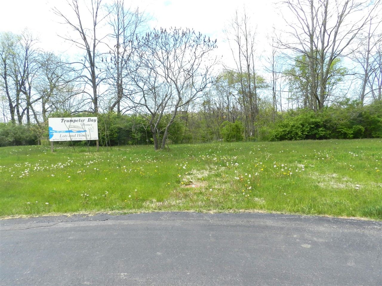 519 Swan River Drive Property Photo 2