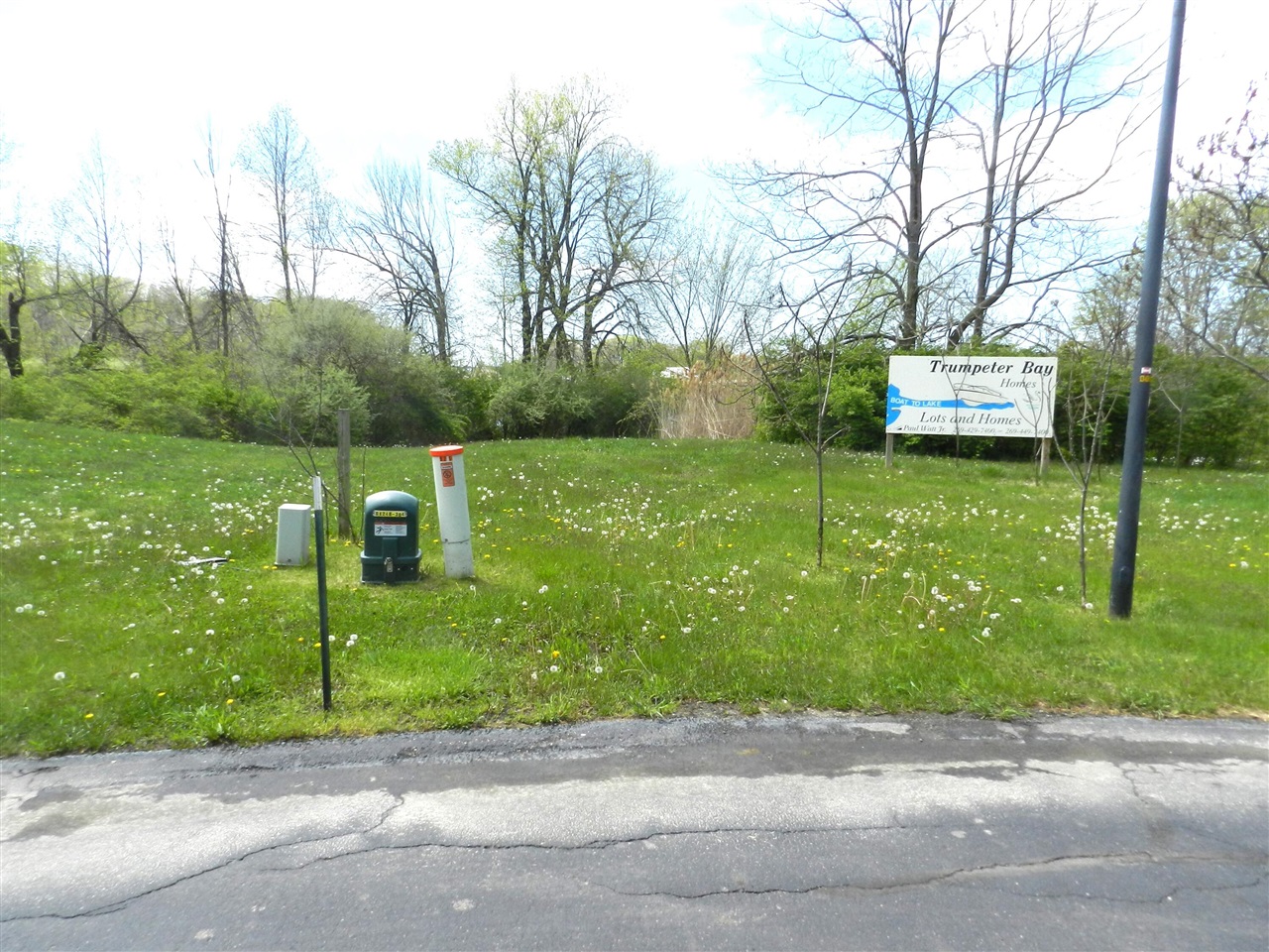 519 Swan River Drive Property Photo 3