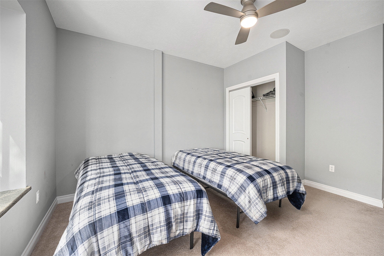 327 State Street Property Photo 17