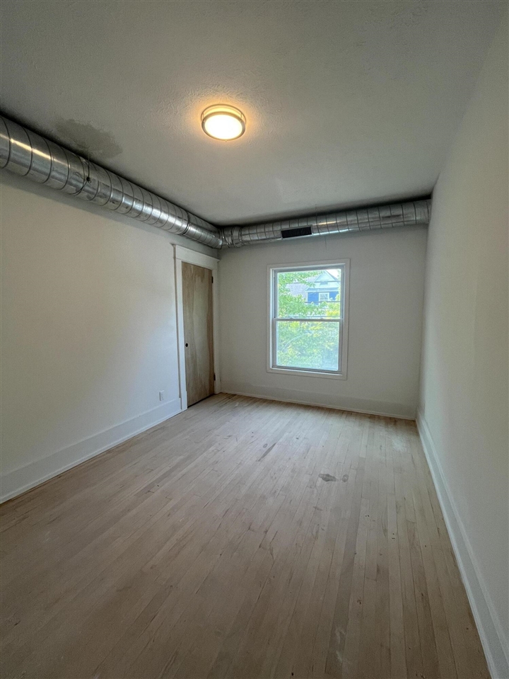 1123 Fulton Street Property Photo 8