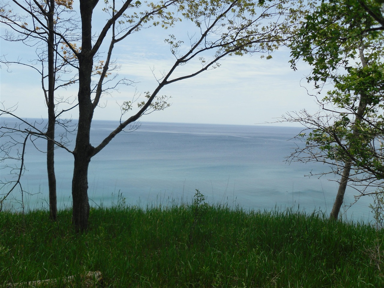 S Lakeshore Drive Property Photo 1