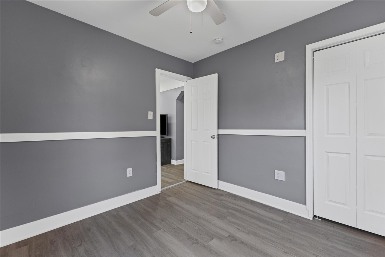 24339 Eton Avenue Property Photo 11