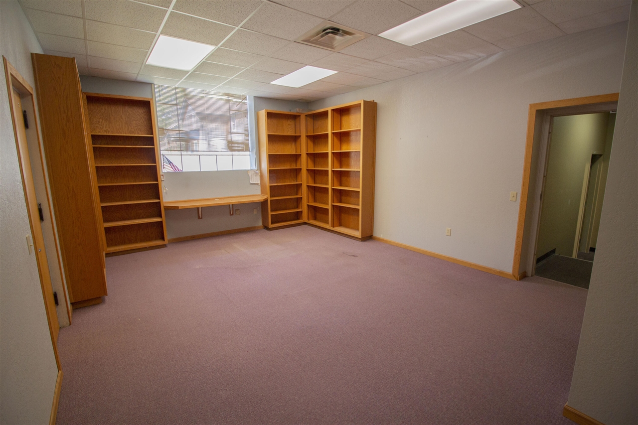 622 W Kalamnazoo Avenue Property Photo 8