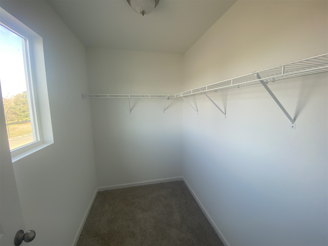 1050 Rebecca Street Property Photo 8