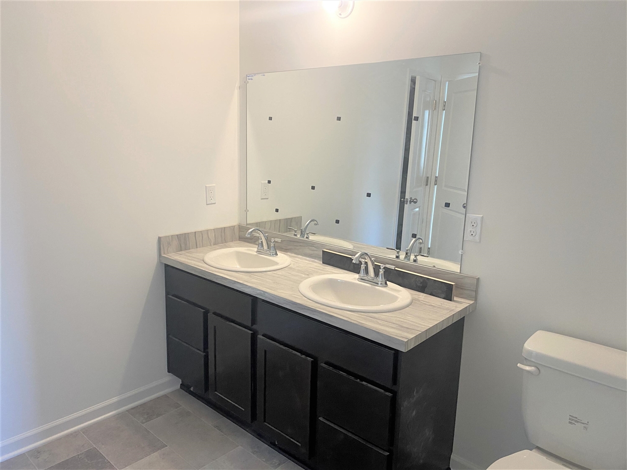 1050 Rebecca Street Property Photo 11
