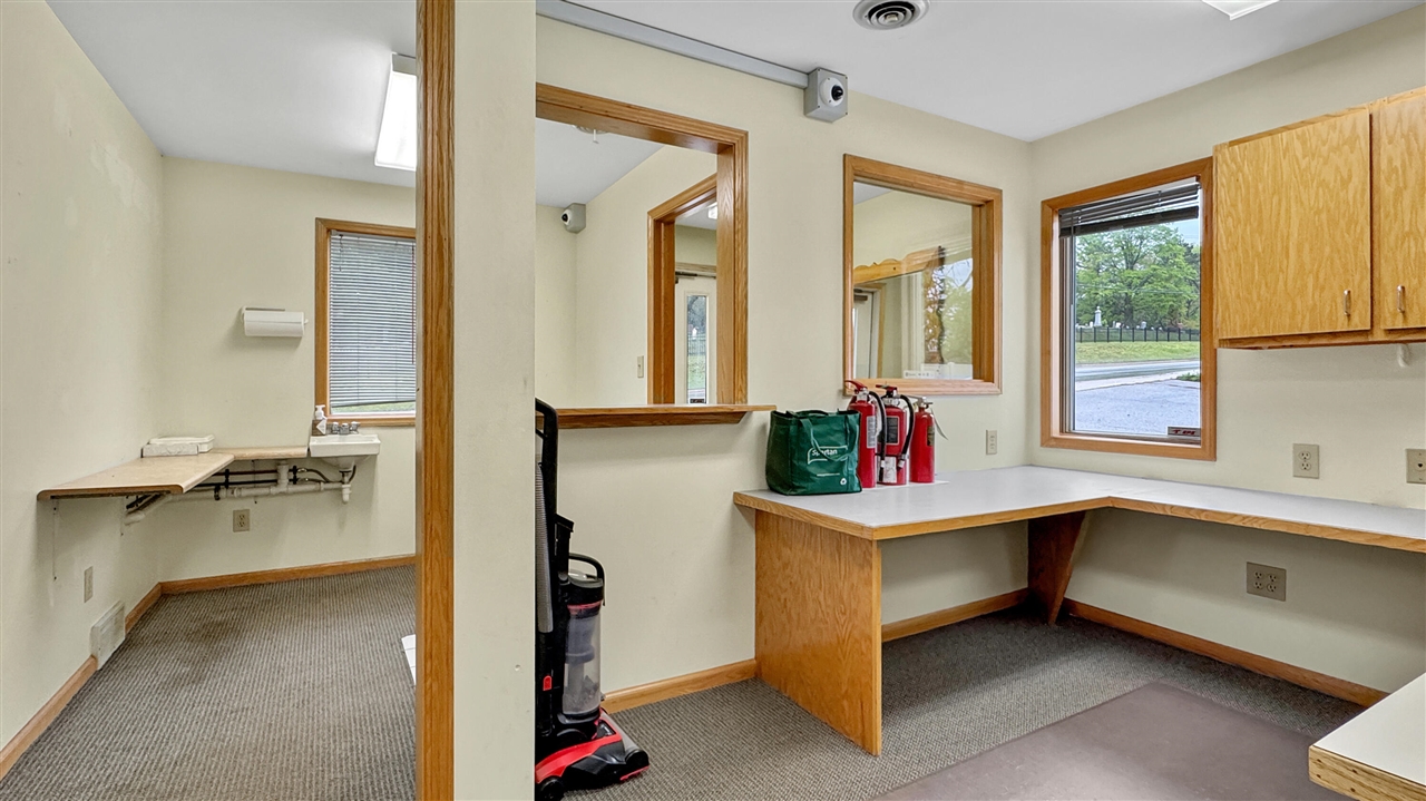 1200 S Mitchell Street Property Photo 5