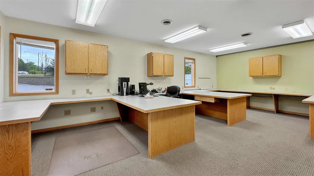 1200 S Mitchell Street Property Photo 6