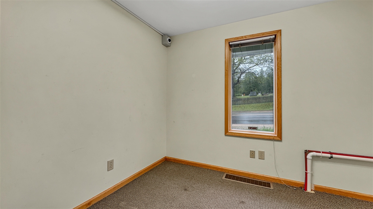 1200 S Mitchell Street Property Photo 16