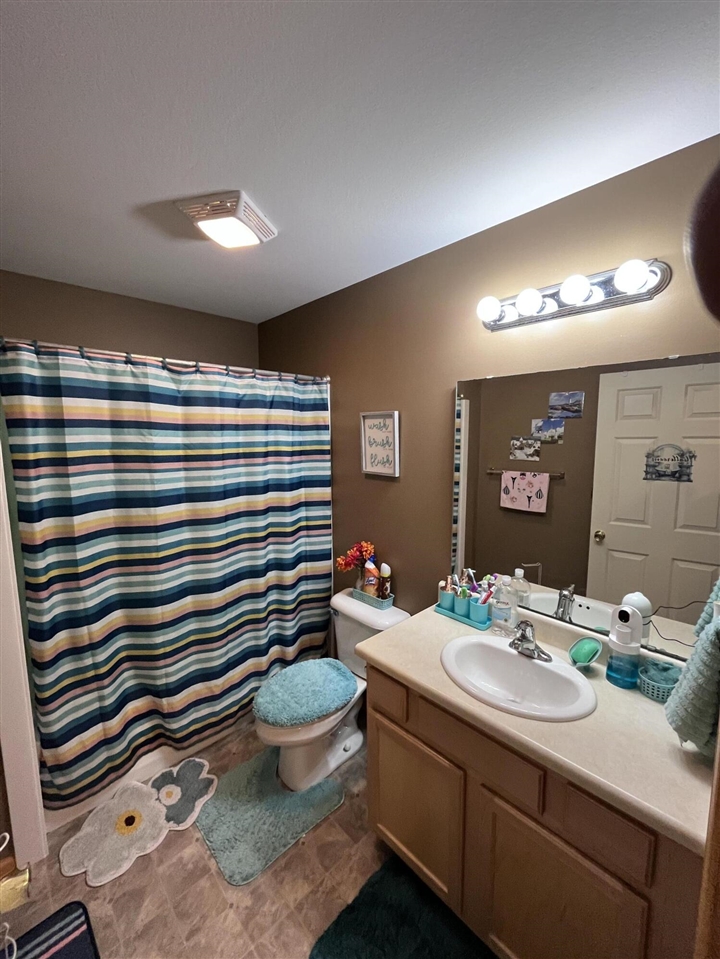 1637 Chippewa Way Property Photo 9