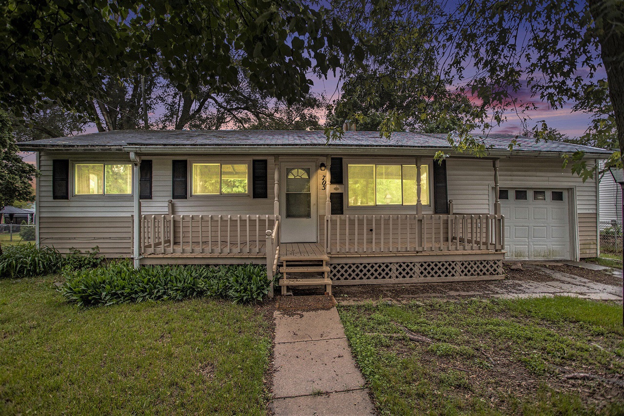 705 Cooper Court Property Photo 1