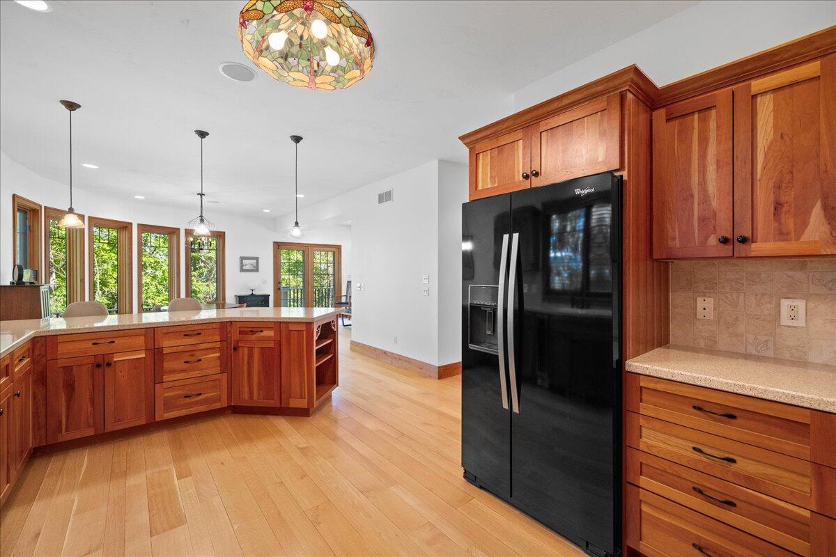 4679 Forest Ridge Drive Property Photo 7