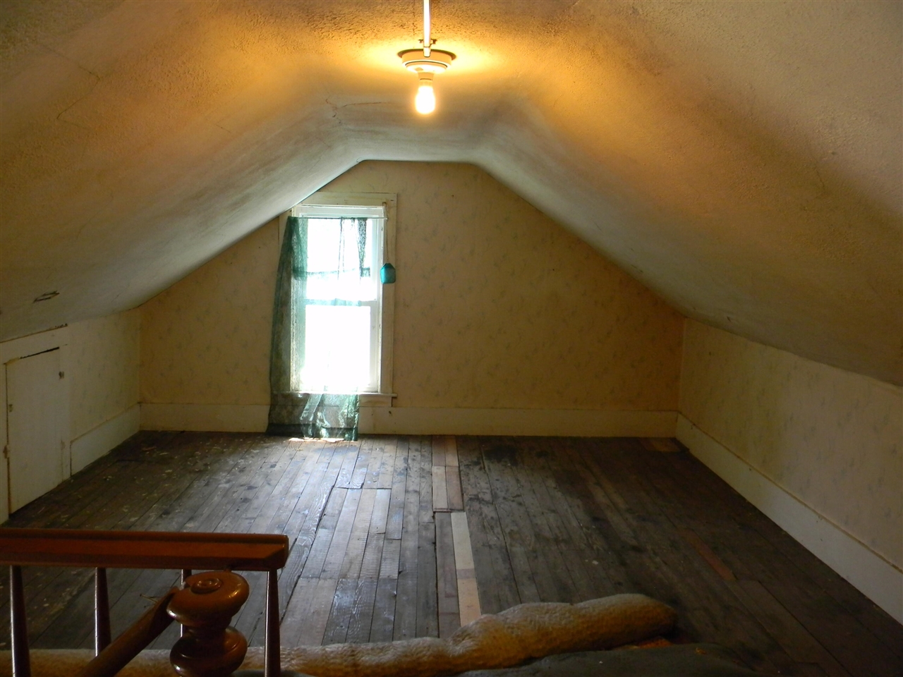 302 First Street Property Photo 22