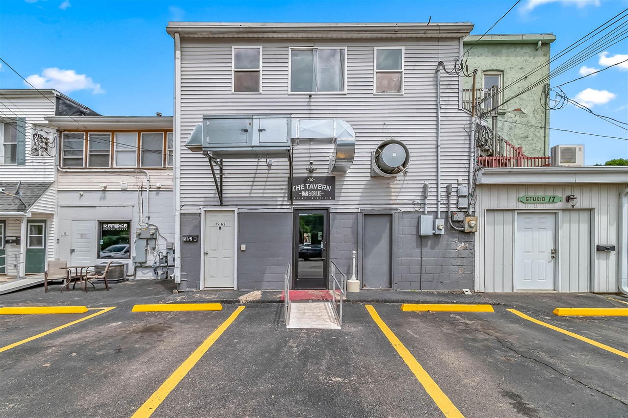 15 E Chicago Street Property Photo 3