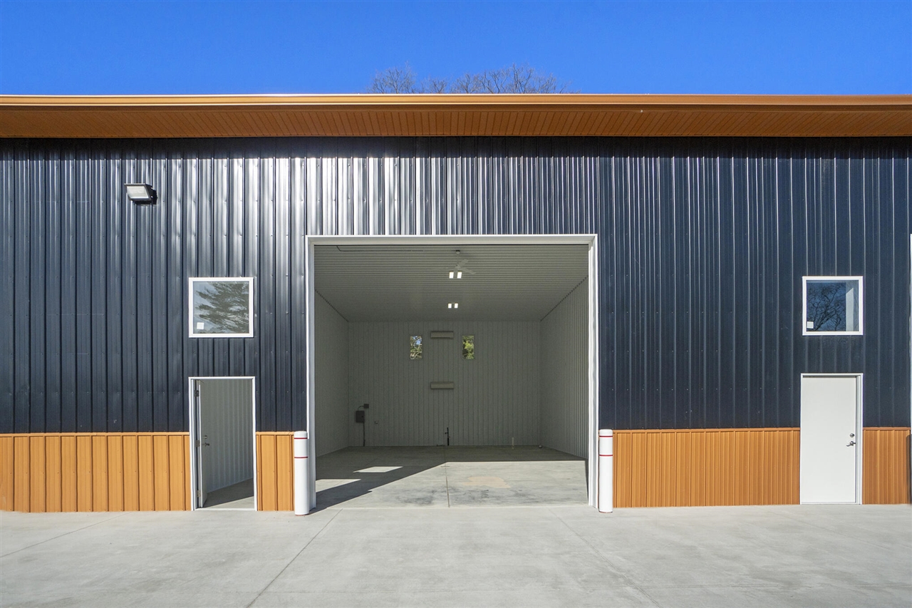 5070 Industrial Park Drive Property Photo 1