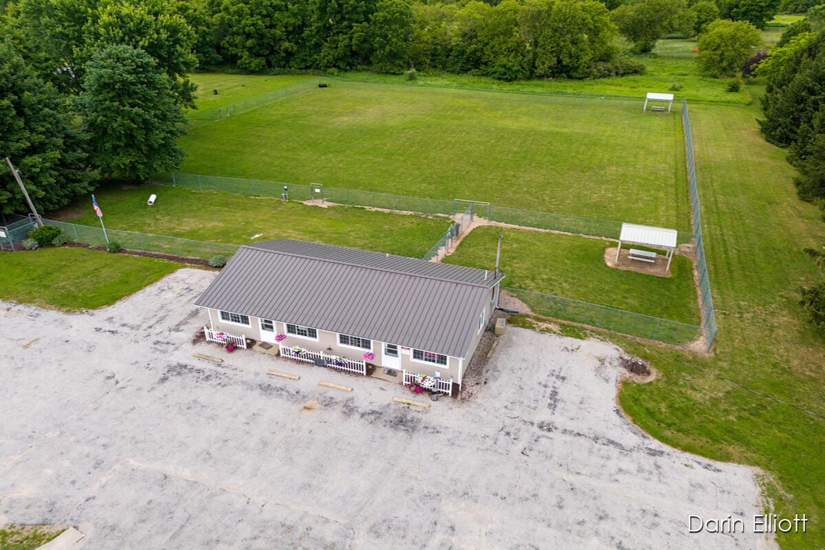 2389 N State Road Property Photo 33