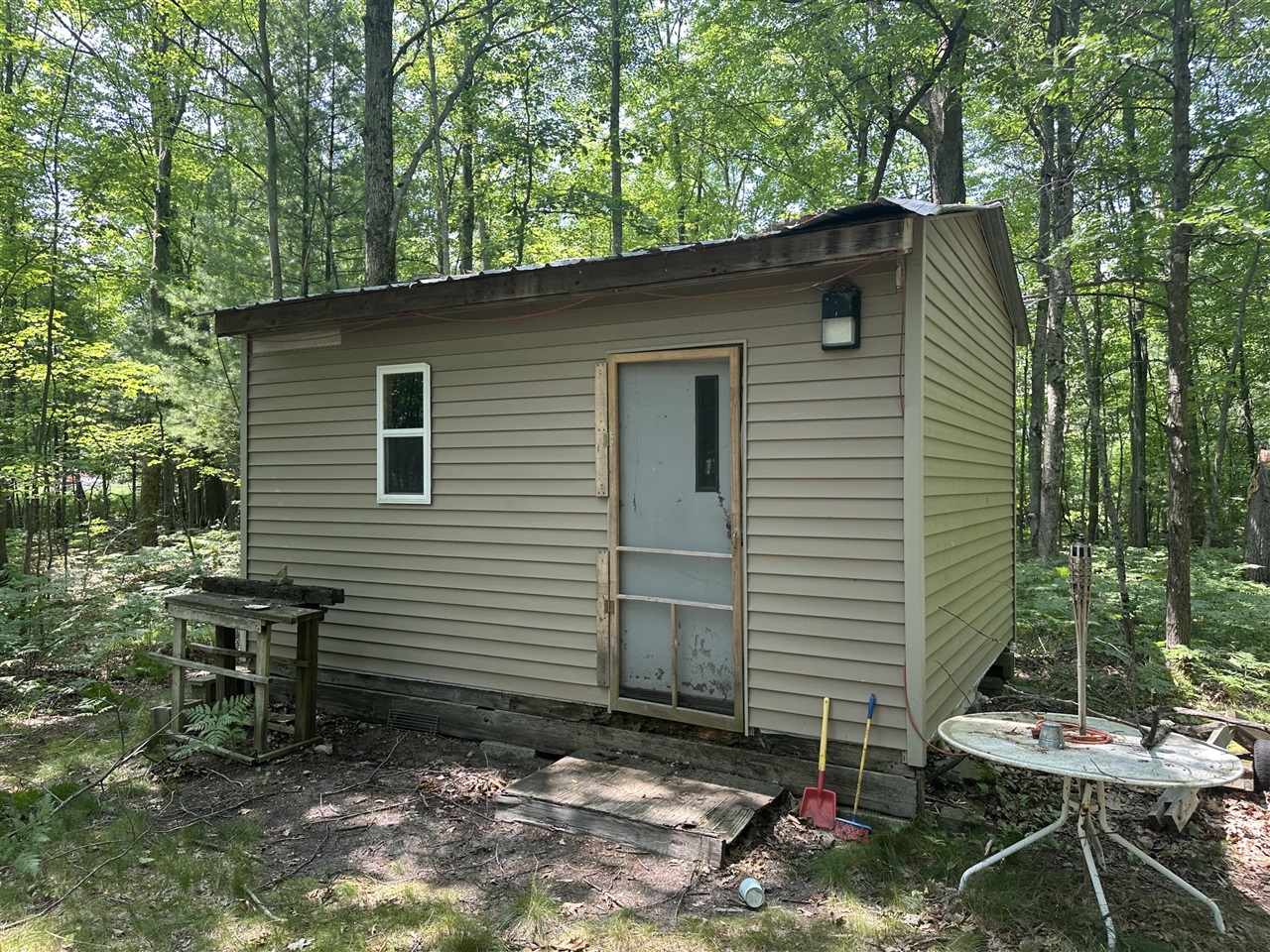 8747 E Kinney Road Property Photo 5