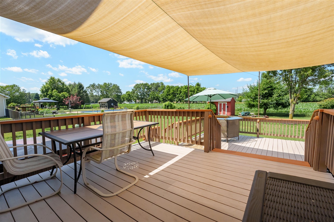 8181 Fawn Meadow Trail Property Photo 4