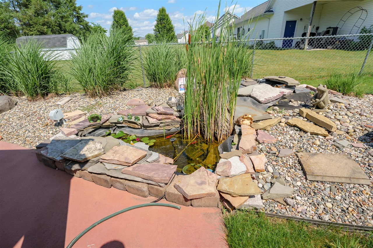 8181 Fawn Meadow Trail Property Photo 6