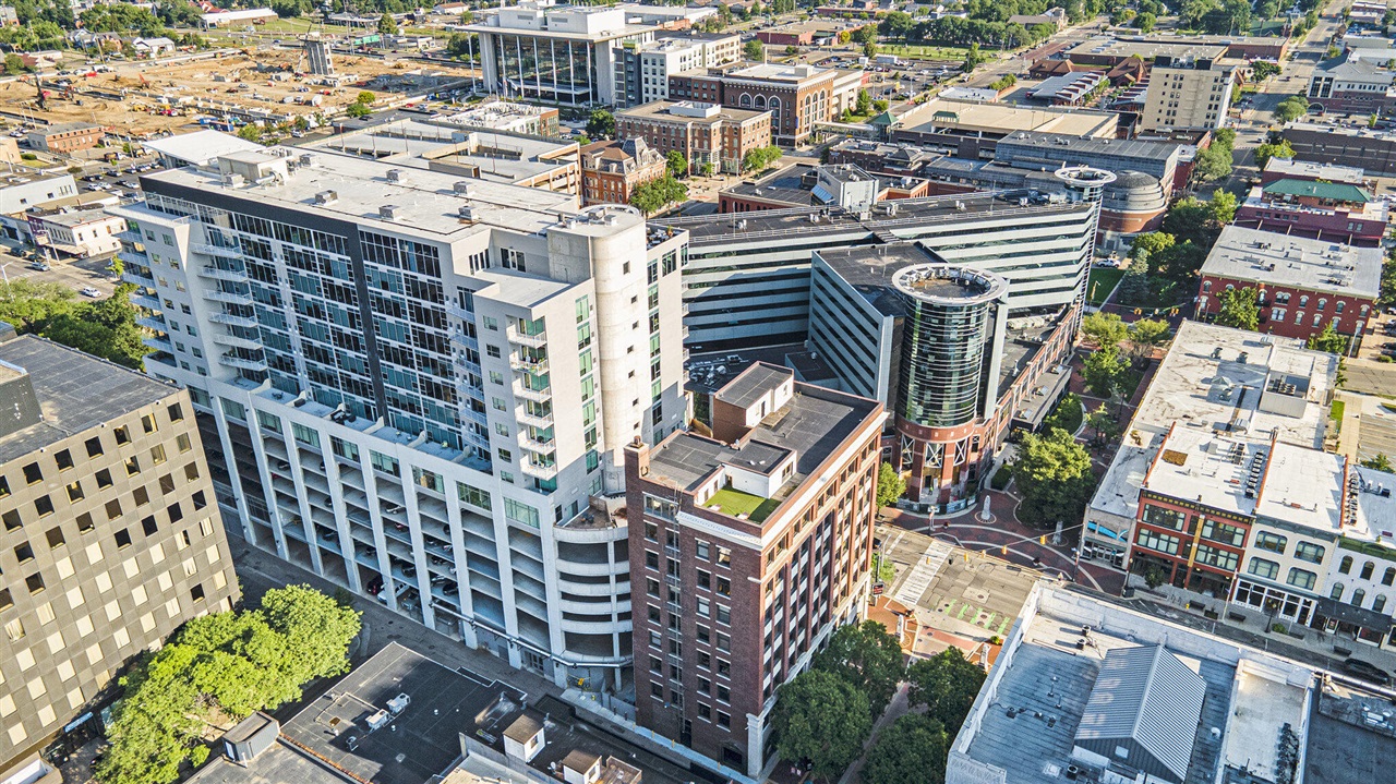 107 W Michigan Avenue Property Photo 3