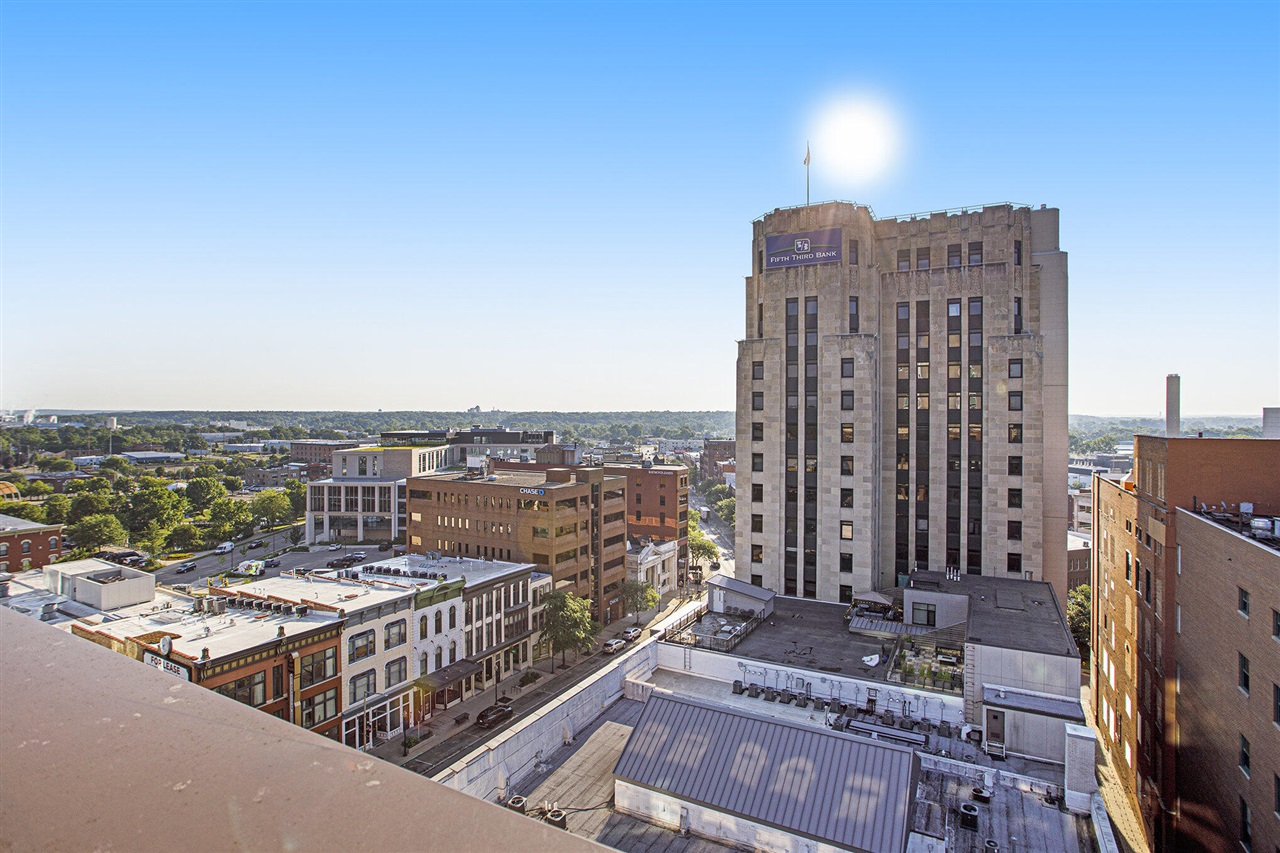 107 W Michigan Avenue Property Photo 20