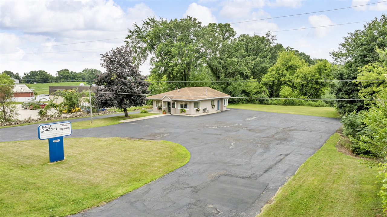 7394 Moscow Road Property Photo 1