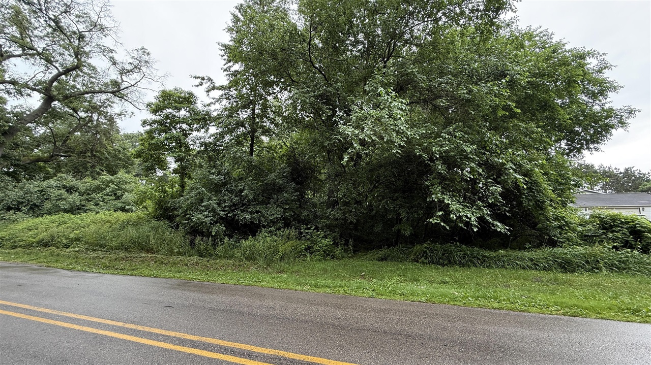 7594 Brickyard Road Property Photo 3