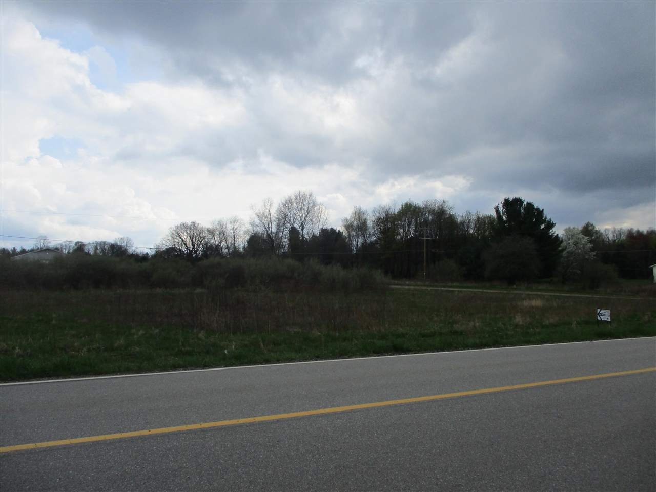 5400 13 Mile Road Property Photo 3