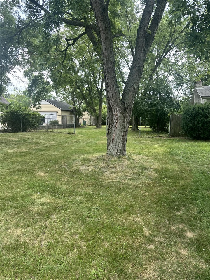 339 Ohio Street Property Photo 4