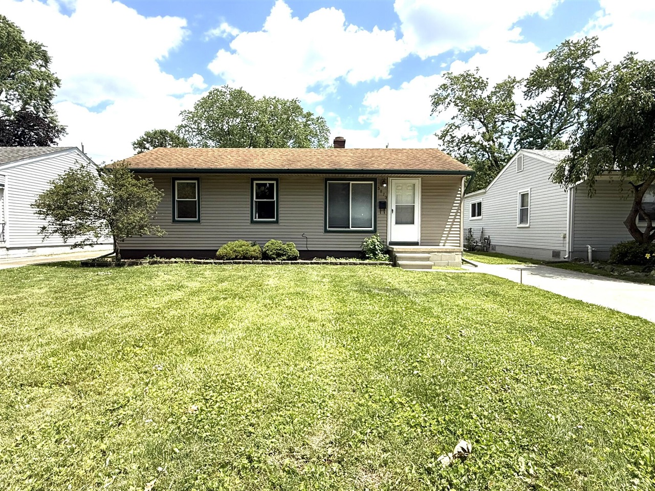 5873 Merrick Street Property Photo 1