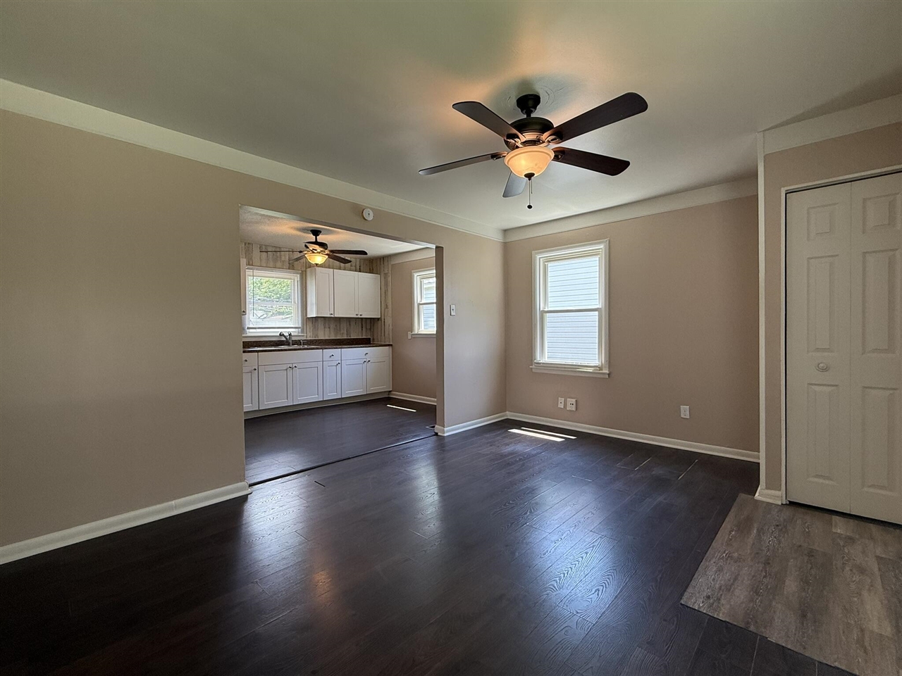 5873 Merrick Street Property Photo 7