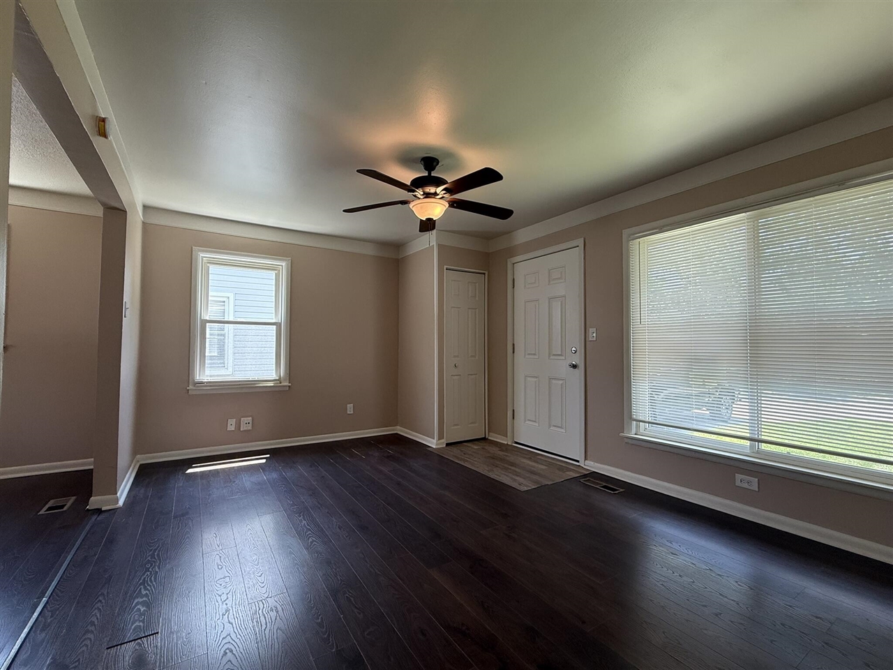 5873 Merrick Street Property Photo 8