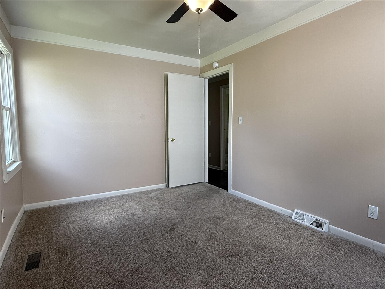 5873 Merrick Street Property Photo 13