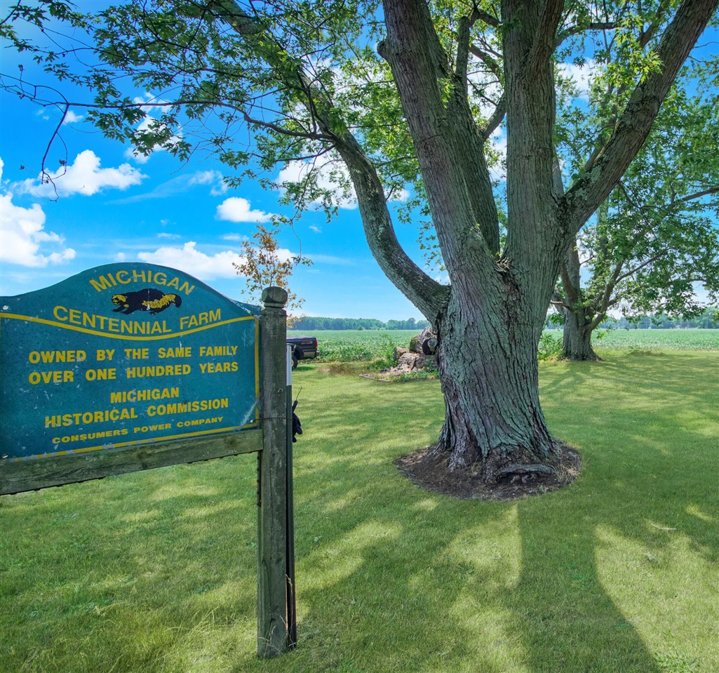 4478 M-139 Property Photo 18