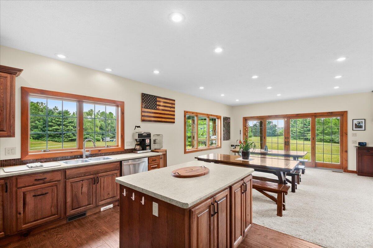 101 N Wyman Road Property Photo 14