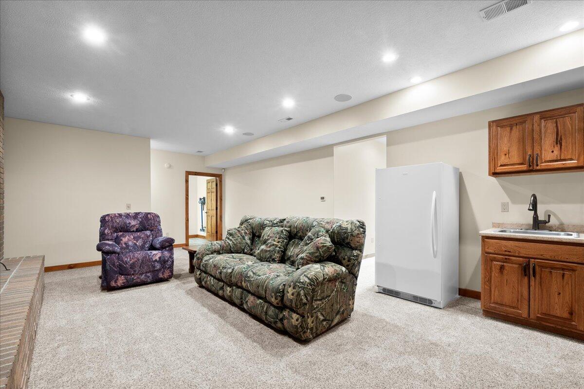 101 N Wyman Road Property Photo 21