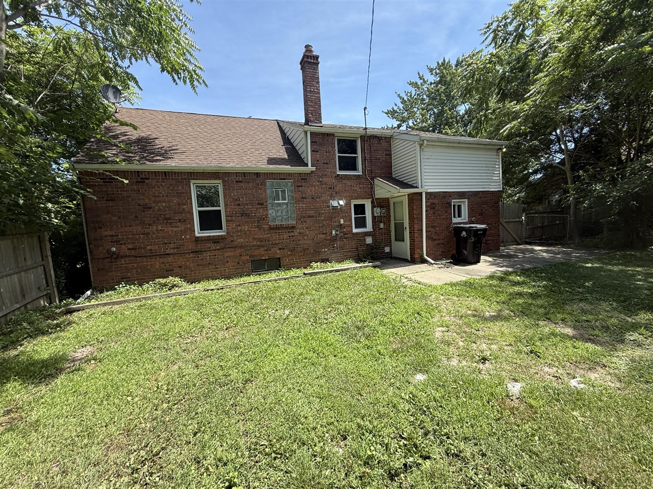 26655 Rosewood Street Property Photo 3