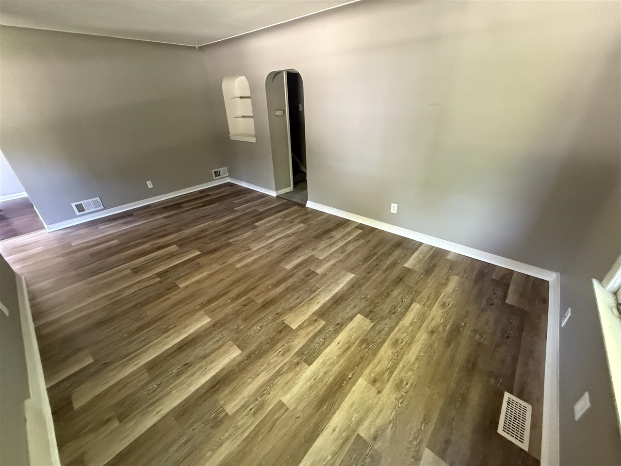 26655 Rosewood Street Property Photo 6