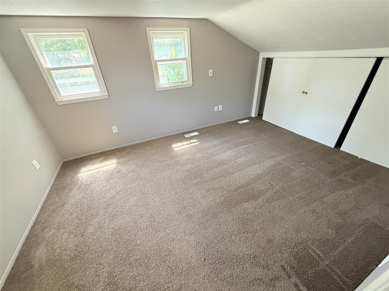 26655 Rosewood Street Property Photo 17
