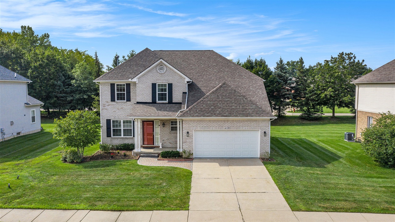 2119 Cattail Circle Property Photo 1