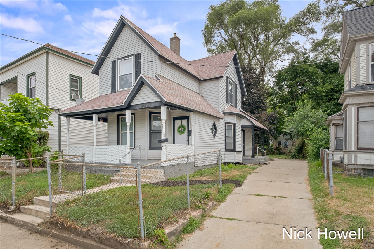 1050 Lafayette Avenue Property Photo 1