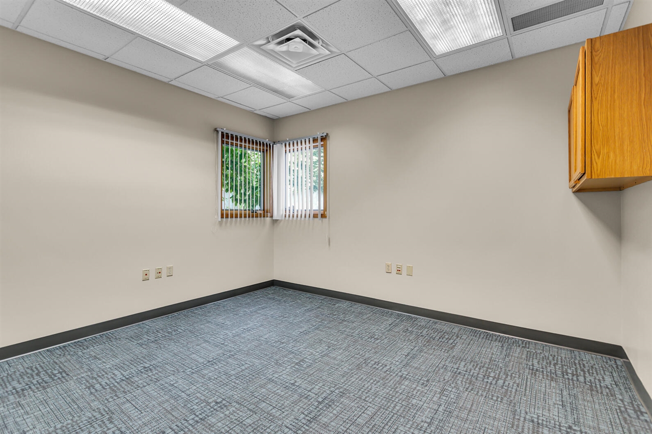 1418 E Michigan Avenue Property Photo 15
