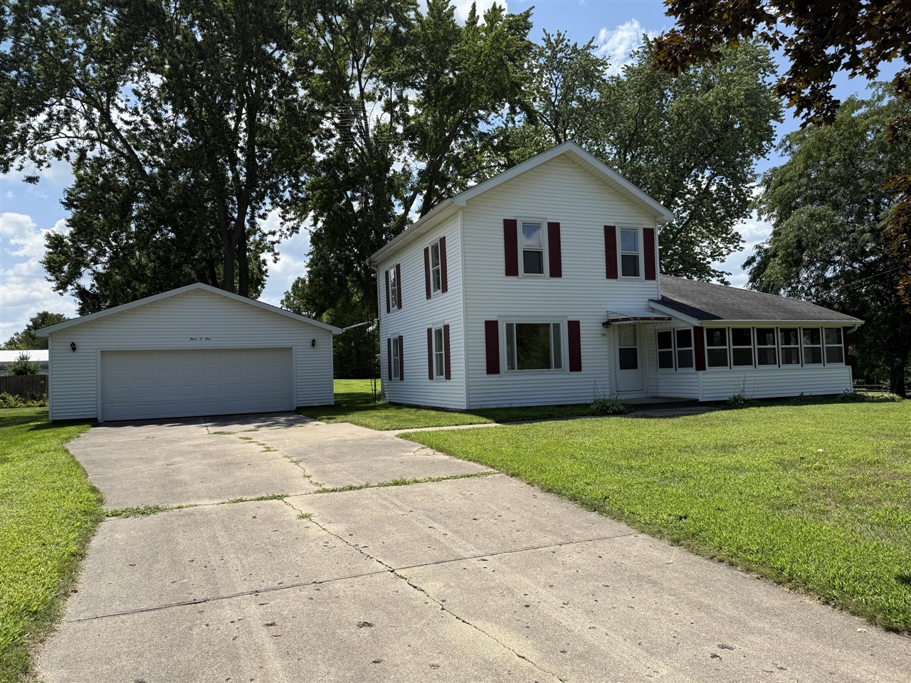 301 Mill Street Property Photo 1
