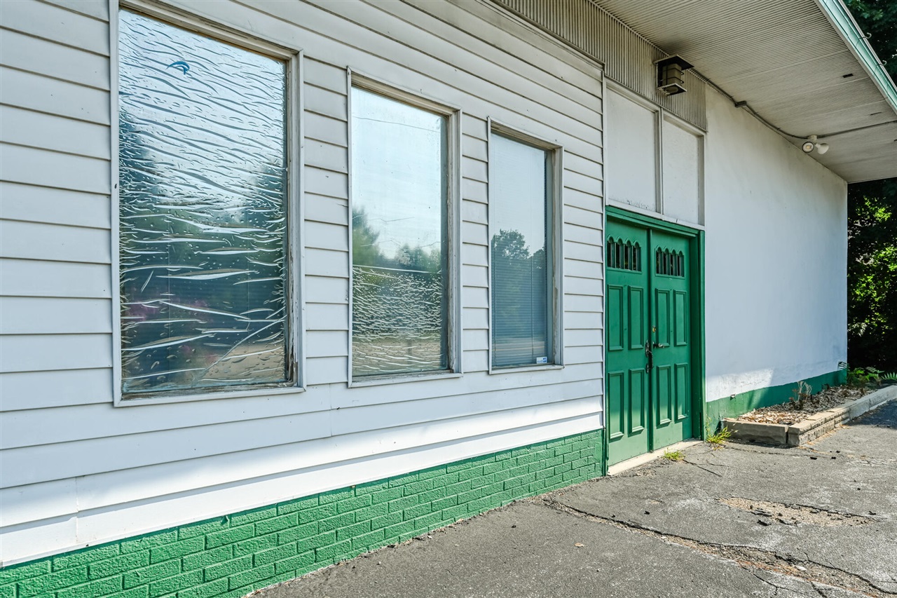 931 E Main Street Property Photo 1