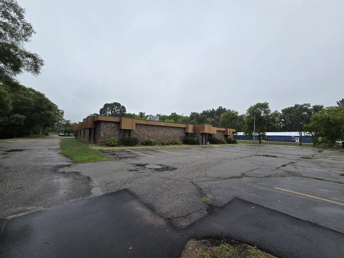 219 E Church Avenue Property Photo 45