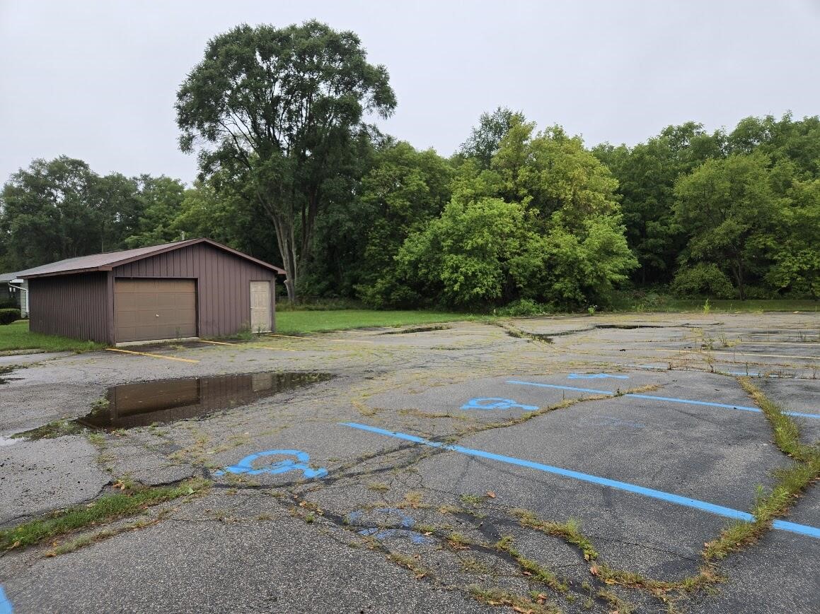 219 E Church Avenue Property Photo 47
