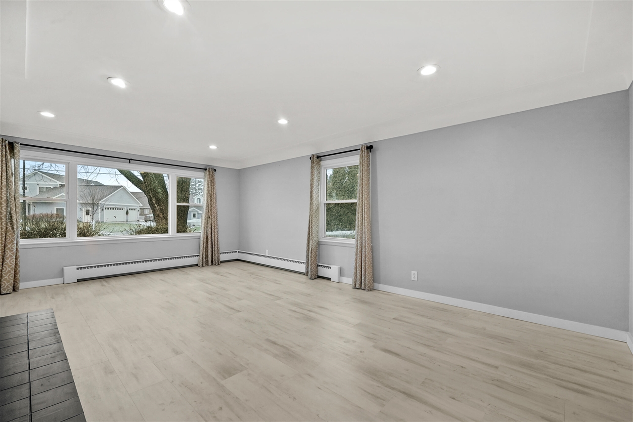 616 Lakeshore Drive Property Photo 17
