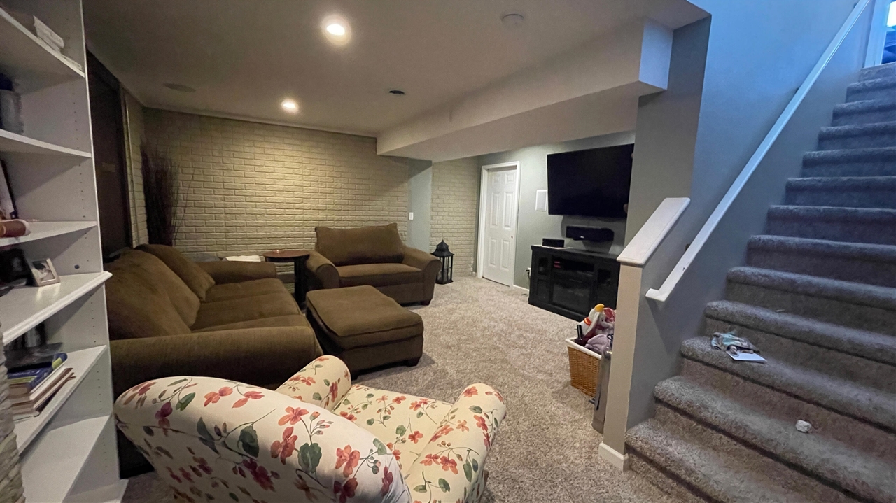 2329 Woodridge Dr Drive Property Photo 31