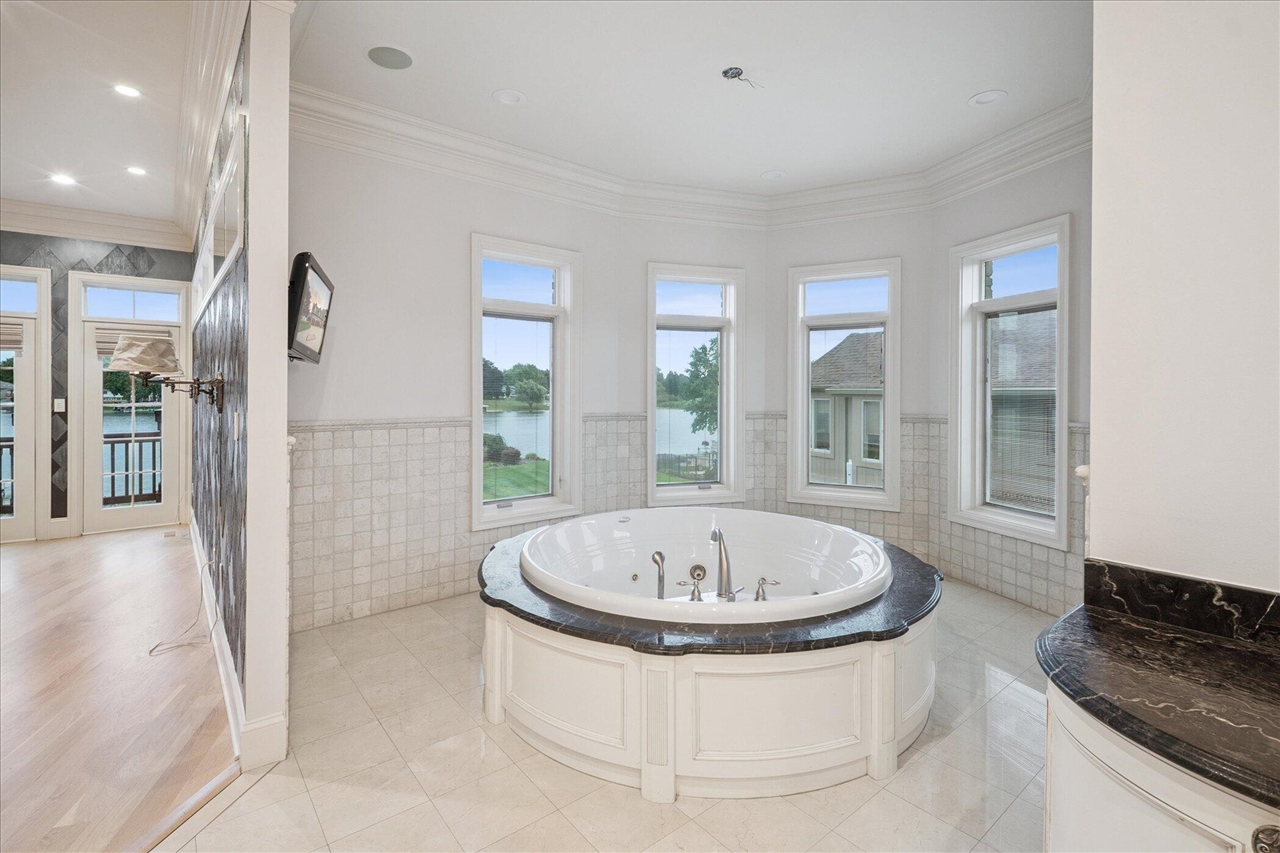 4349 Island View Drive Property Photo 15