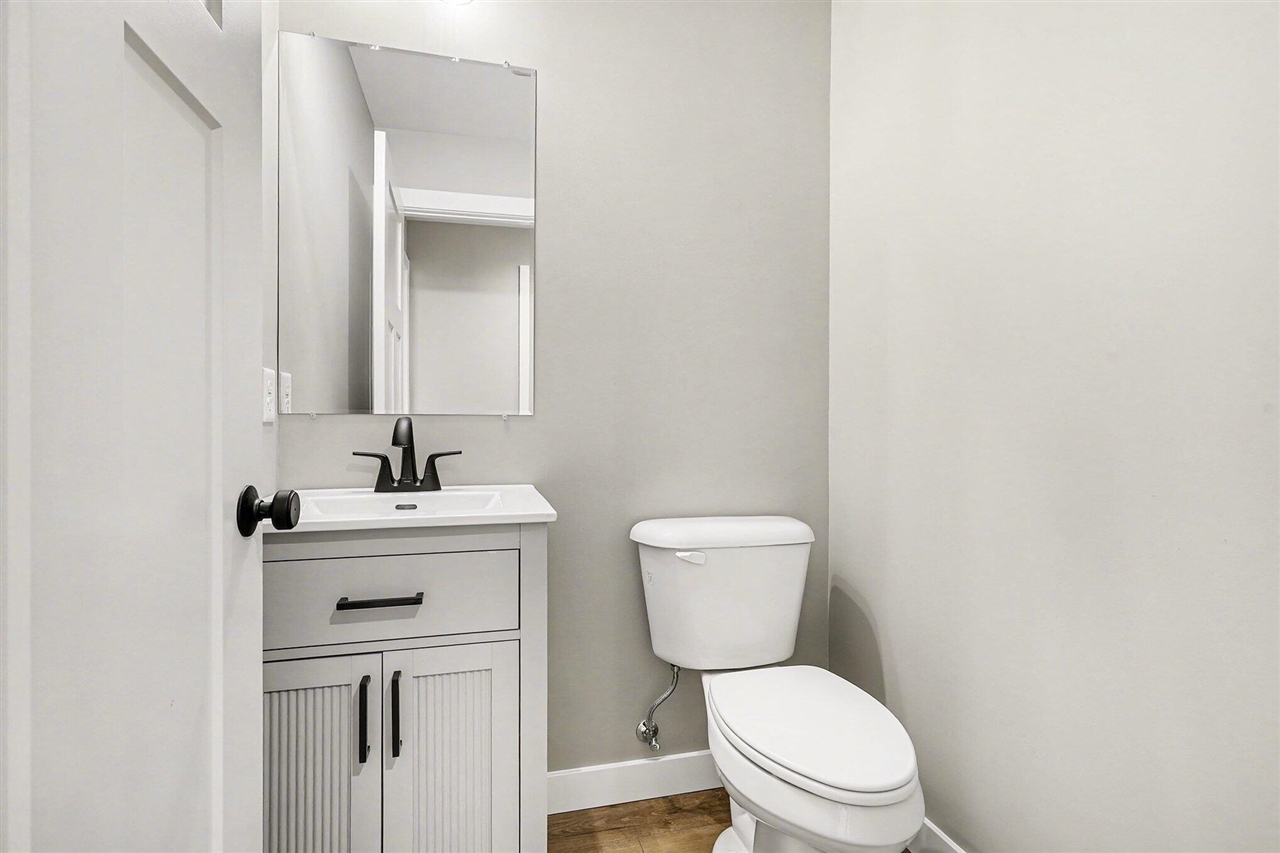 9209 Kellie Lane Property Photo 14
